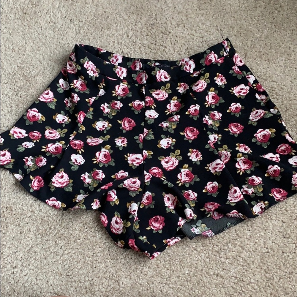 Forever 21 black floral shorts